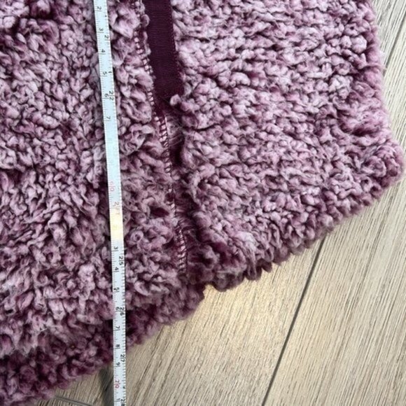 GreenTea Purple & White Sherpa Vest Size M - Picture 10 of 10